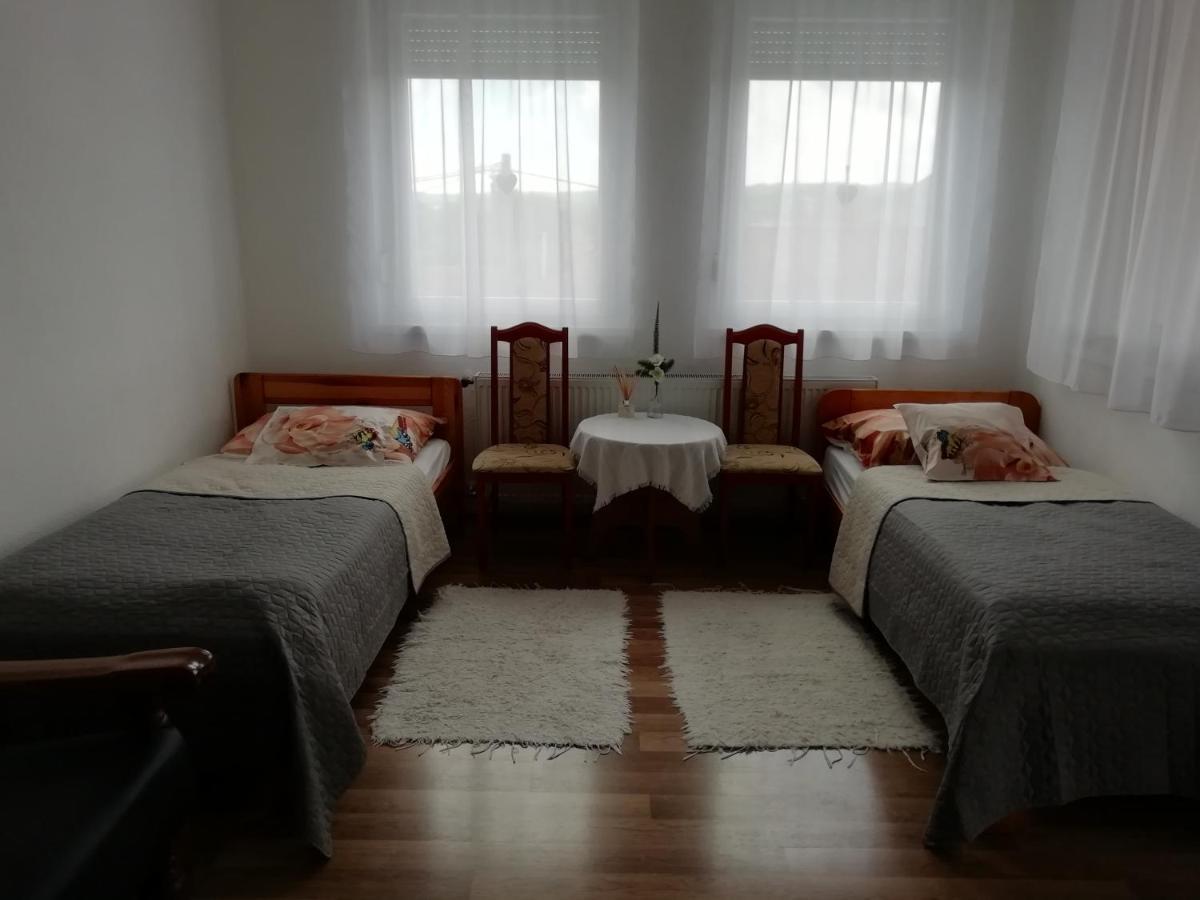 Vadasztanya Fogado Apartment Egerszalok Luaran gambar