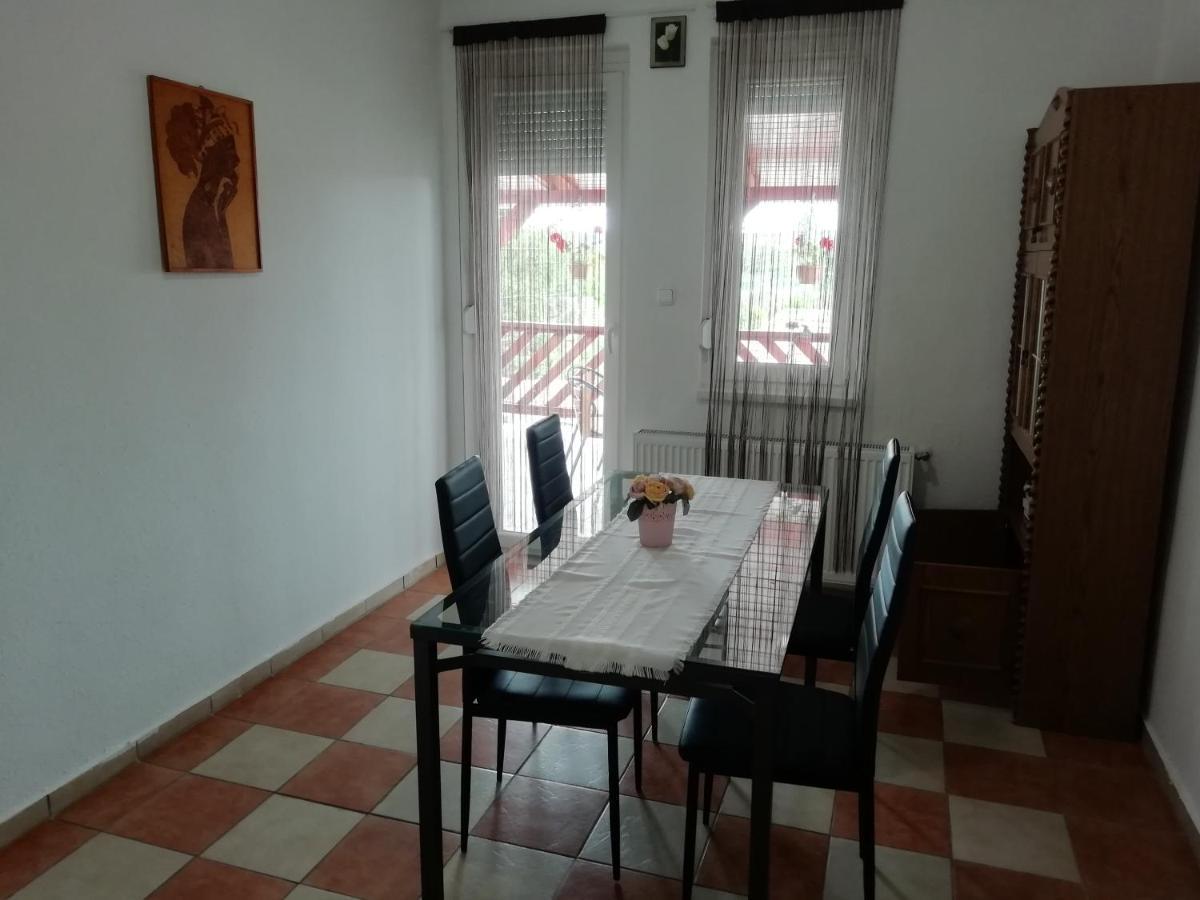 Vadasztanya Fogado Apartment Egerszalok Luaran gambar